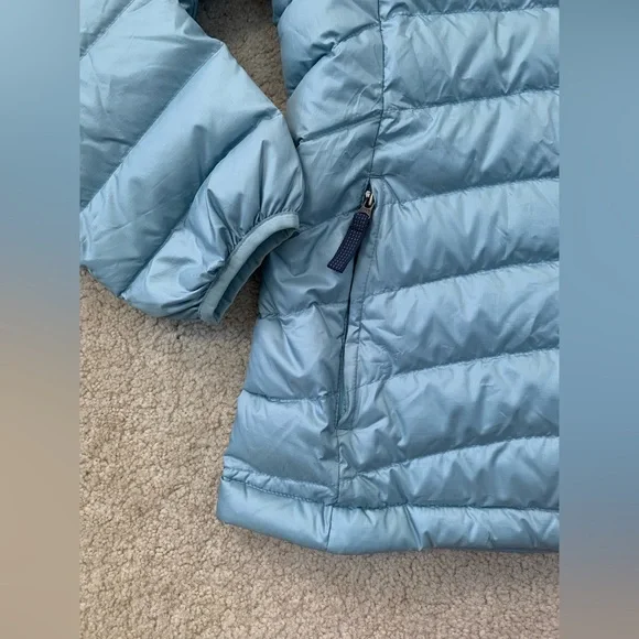 Patagonia Size XL, 14, Light Blue Down Sweater Puffer Coat - Picture 5 of 10